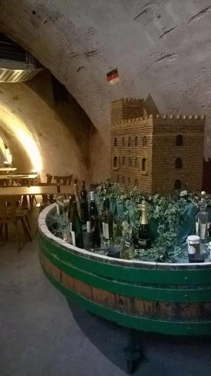 Hotel Restaurant Hambacher Winzer Neustadt an der Weinstraße Extérieur photo